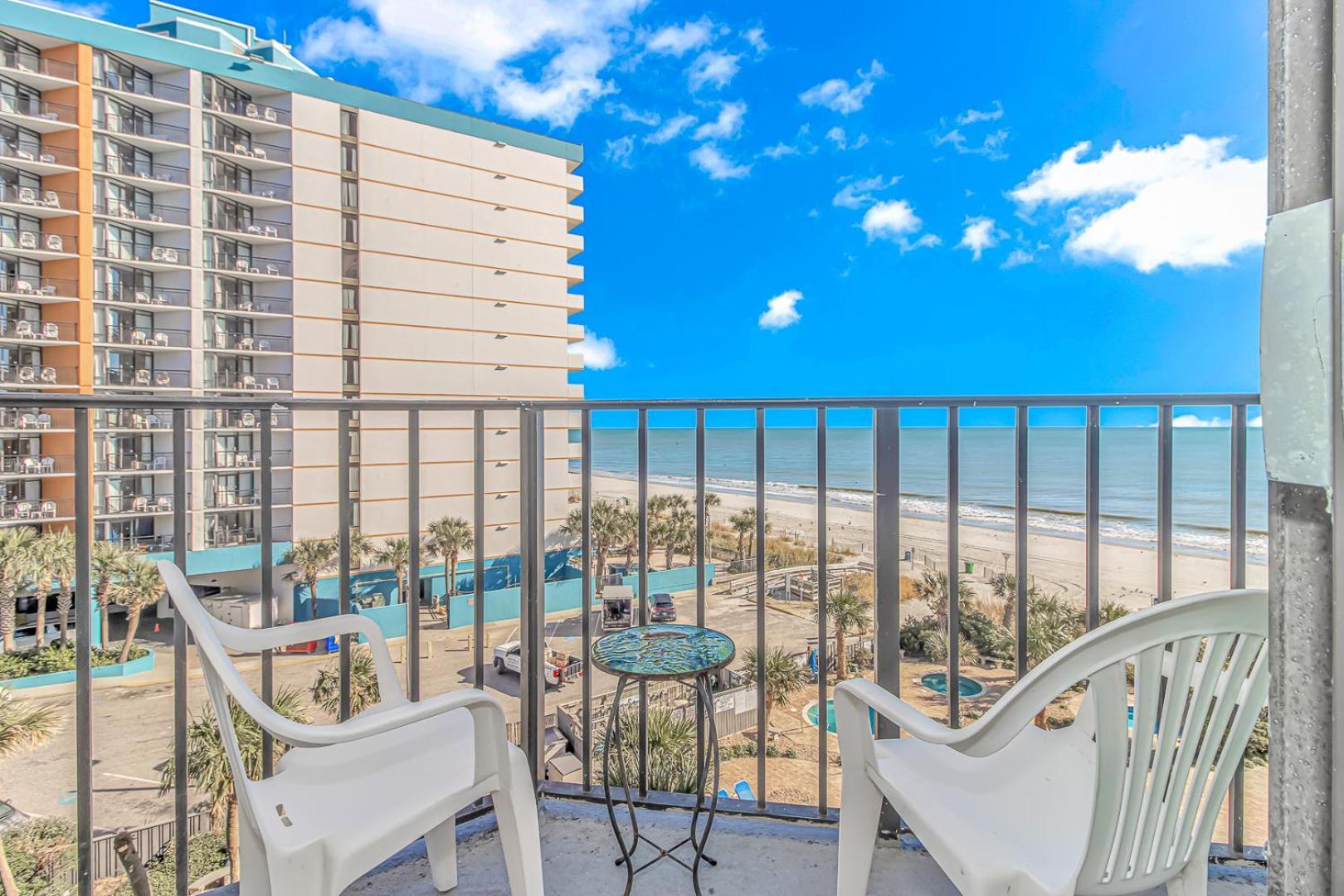 默特尔比奇Good Time Charlies Oceanfront Retreat公寓式酒店 外观 照片